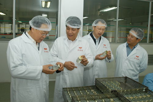 邊振甲赴深圳調(diào)研 強化醫(yī)療器械與保健食品監(jiān)管，規(guī)范保健食品銷售市場