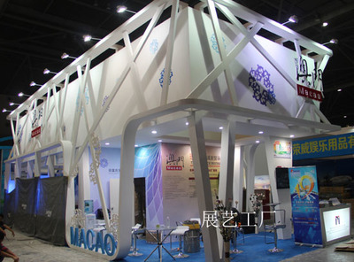 如何選擇資深展覽展示服務商？成都展藝展覽展示制作工廠解析